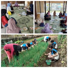 KEGIATAN KWT SIDO MAKMUR PADUKUHAN JARANMATI 1